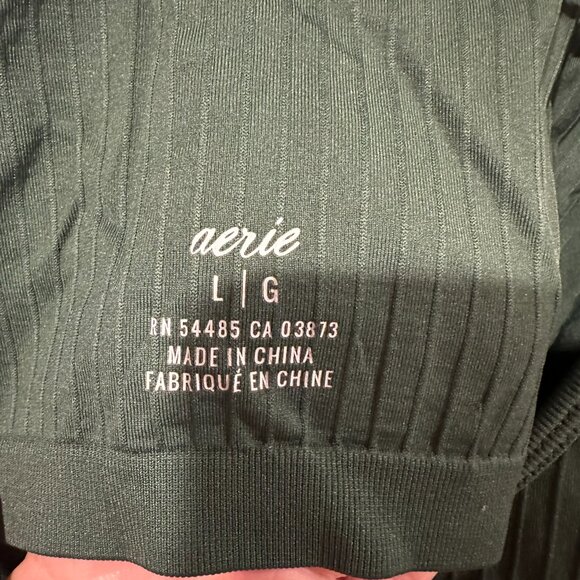 Aerie Green Crop Ribbed Tank Top W/ Built-In Bra Size L 282 - Picture 3 of 3